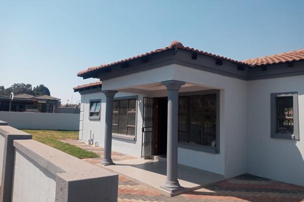 This well-kept 3-bedroom home offers a perfect blend of comfort and functionality in a ...