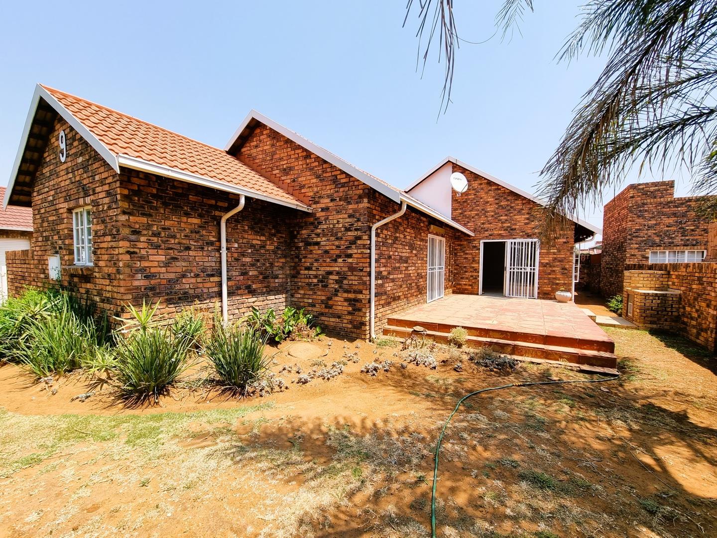 Property and houses for sale in Randfontein : Randfontein Property ...