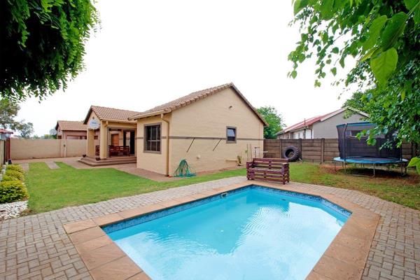 Located in the desirable Kliprivier area of Meyerton South, this well-maintained and ...