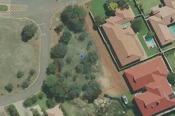 Very few vacant stands available in this exclusive estate based in Hartbeespoort.

Come &amp; build your own dream home at this popular ...