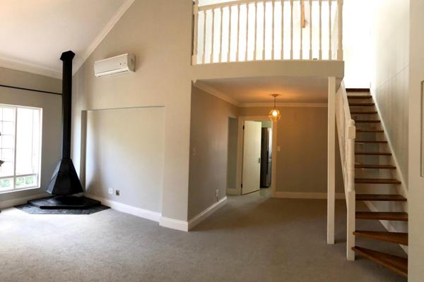 This is a second-floor, one-bedroom loft apartment situated in the esteemed Park Manor ...