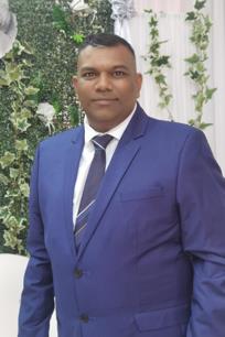 Agent profile for Elton Naidoo