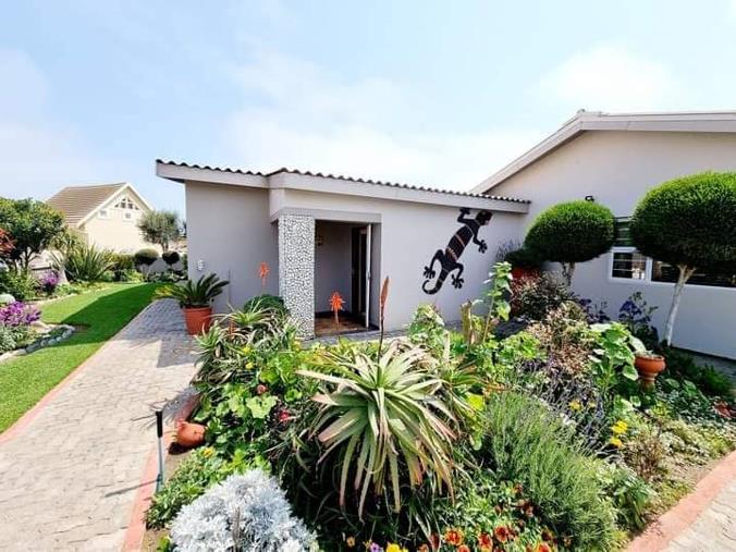 4 Bedroom House for Sale in Ocean View