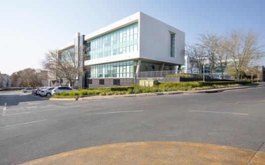 Commercial Property to rent in Fourways