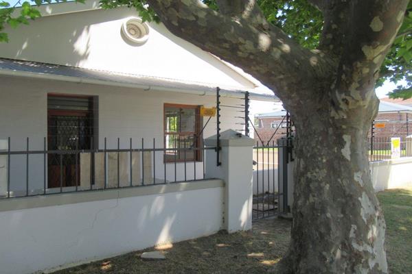 Spacious 2 bedroom home with large bedroom, carpeted with BIC. Smaller bedroom has ...