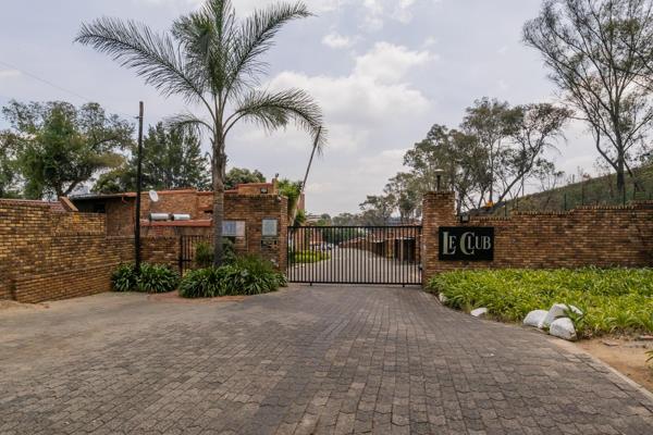 OFFER FROM R 950 000 SELLER ASKING R 1 150 000

Sunny open-plan living room with 2 ...