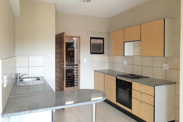 Situated in Milpark Mews, one of the most popular complexes in Braamfontein. The unit is situated on the 3rd floor and has 2 spacious ...