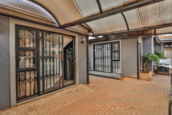 Property and houses for sale in Soweto : Soweto Property : Property24 ...