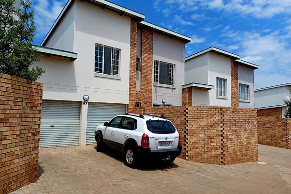 3 bedrooms, 2 bathroom, double electric garage Duplex to rent R12 000 p/m directly from ...