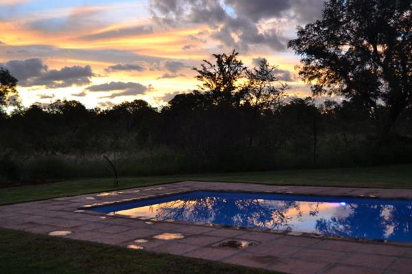 Nestled on the foot of the Magalies Mountain set in the beautiful bushveld, this property is near to all amenities but far away from ...