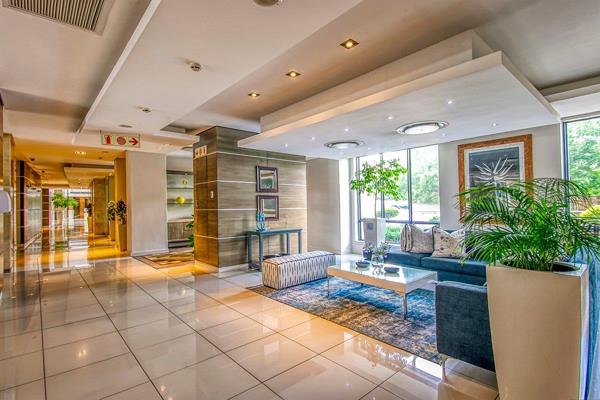 Situated at one of Sandton&#39;s most prestigious addresses, this apartment offers you ...