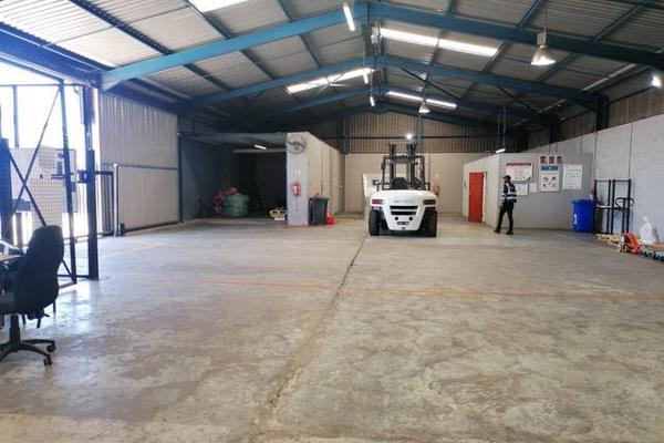 Industrial property to rent in Woodbrook - P24-112027531