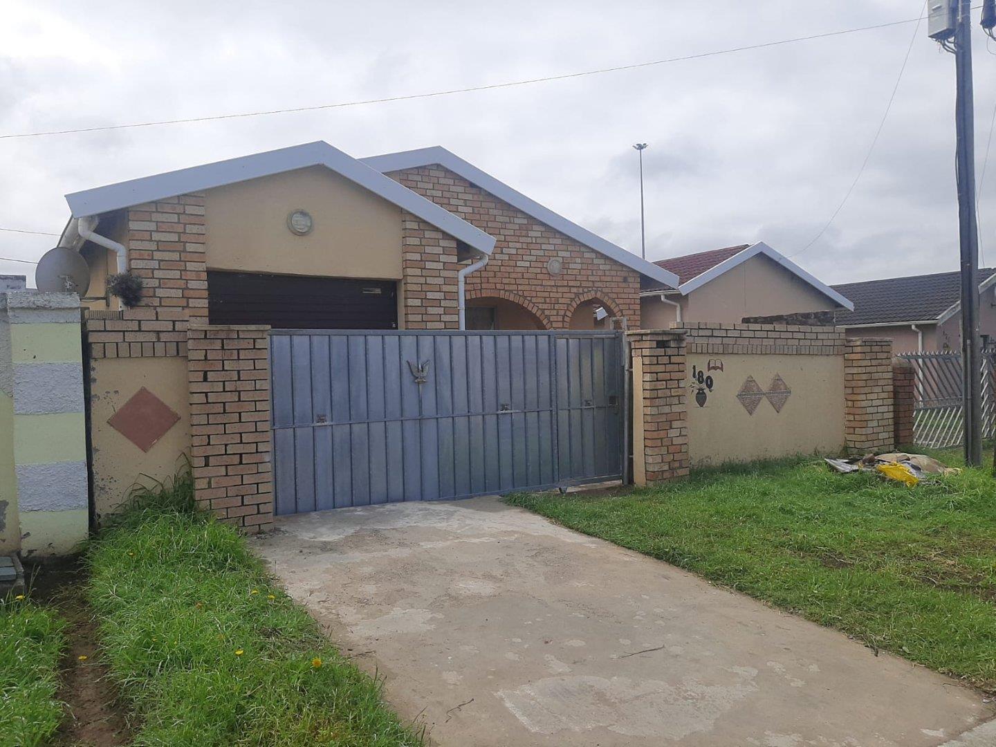 3 Bedroom House for sale in Mdantsane Nu 17 P24112040907