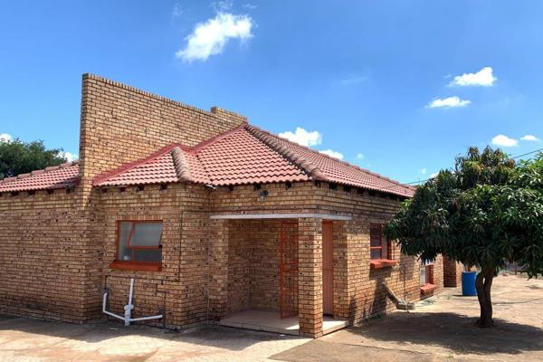 Property offers;

- 4 Bedrooms

- 2 Bathrooms

- Living room

- Dining room

- Kitchen

- Double garage

- Automated gate

Connect with ...