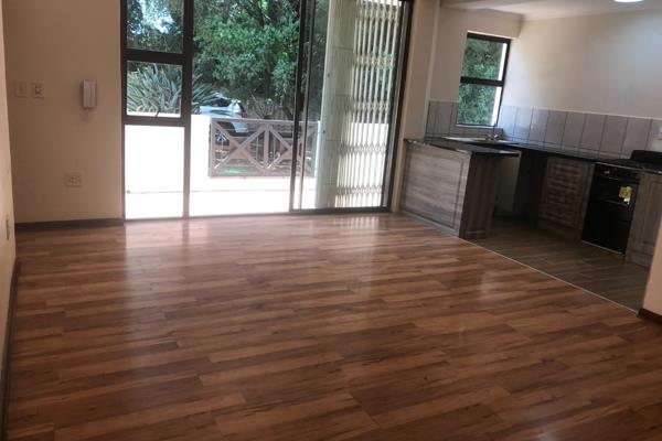 Modern Bachelor Apartment for Rent in Groenkloof
This beautifully modern bachelor apartment offers convenience and comfort with its ...