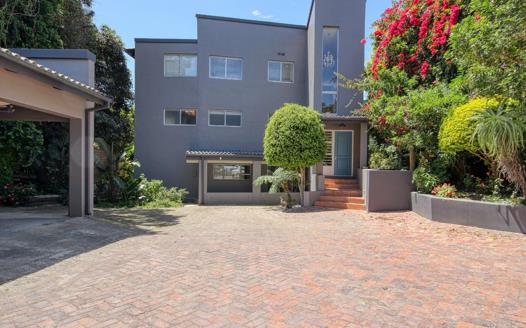 7 Bedroom House for sale in Poortjies