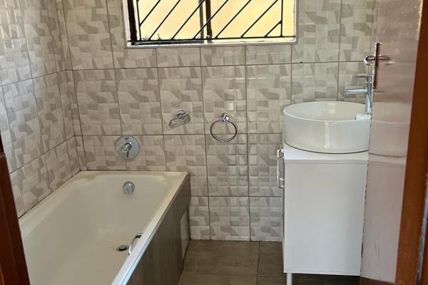 3 bedroom Family Home for Rental This neat and well taken care of house consists of 3 ...