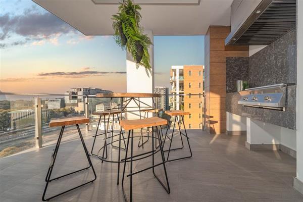 Corner Penthouse with magnificent 360 degree Views. Urban Living in the Heart of Rosebank at The Tyrwhitt

UNFURNISHED.

The ...