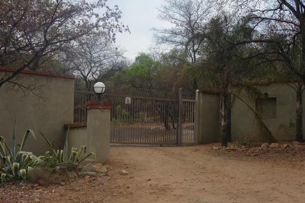 This GEM is 2.8 hectares of bushveld land with ample opportunity for expansions boasts ...