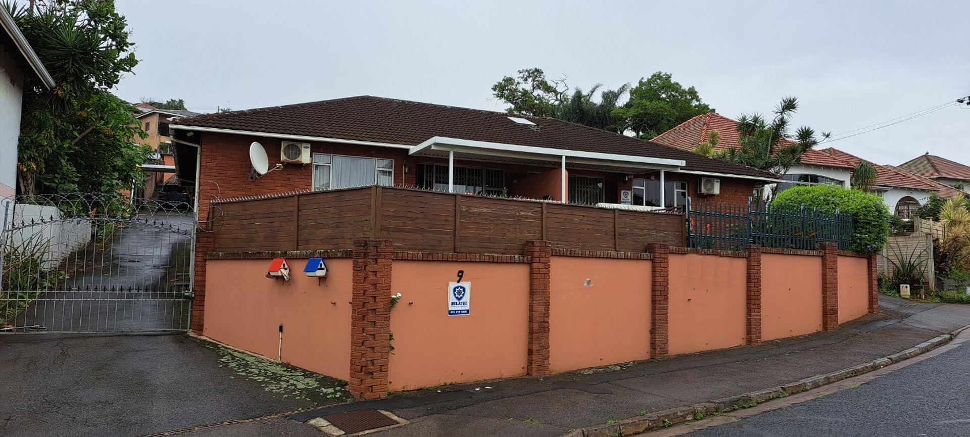 3 Bedroom Apartment / flat for sale in Umbilo P24112075995