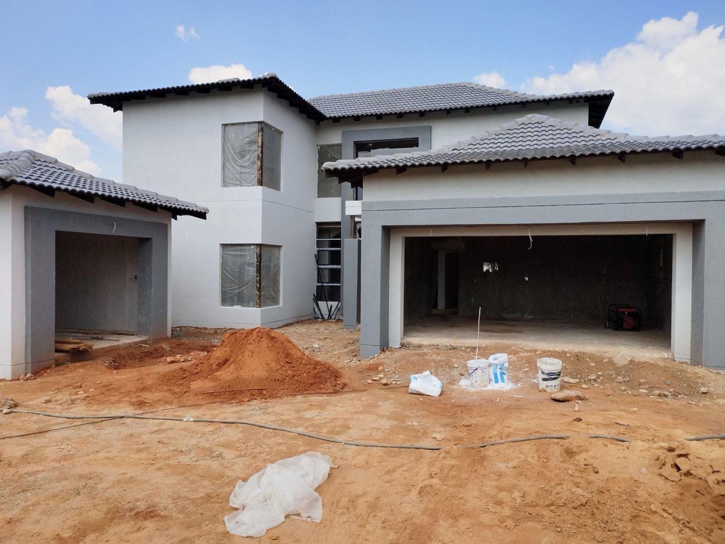 5 Bedroom House for sale in Savannah Country Estate P24112076398