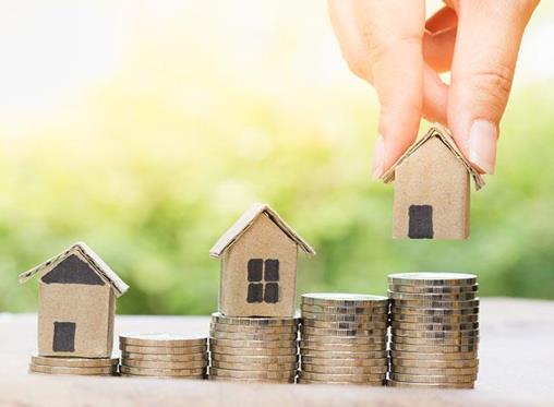 Investing in international real estate: 4 tips for South Africans