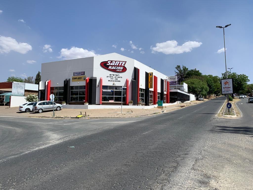 Fontainebleau Property Property and houses for sale in Fontainebleau