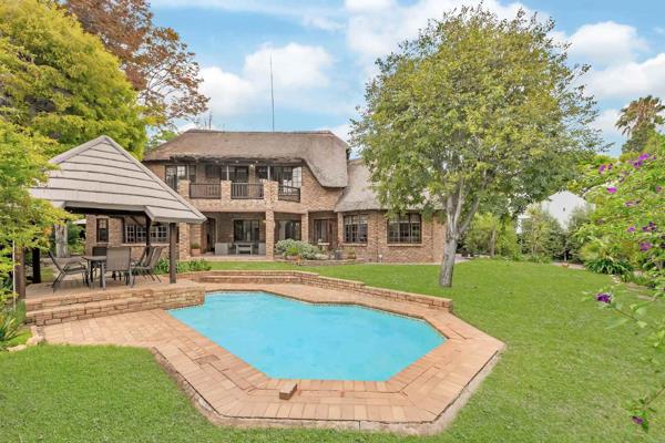 An opportunity to own over 400m2 of home in this secure lifestyle Estate that offers so much more than excellent security. This is a ...