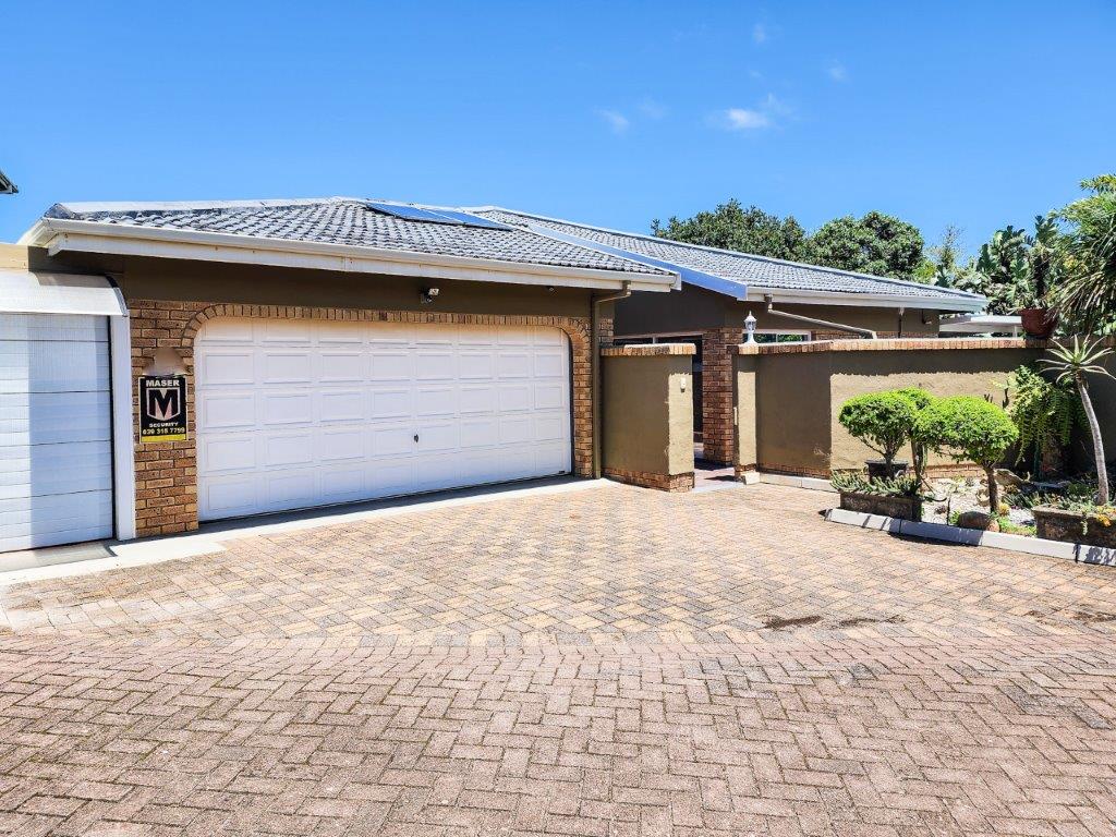 3 Bedroom House for sale in Shelly Beach P24112088730