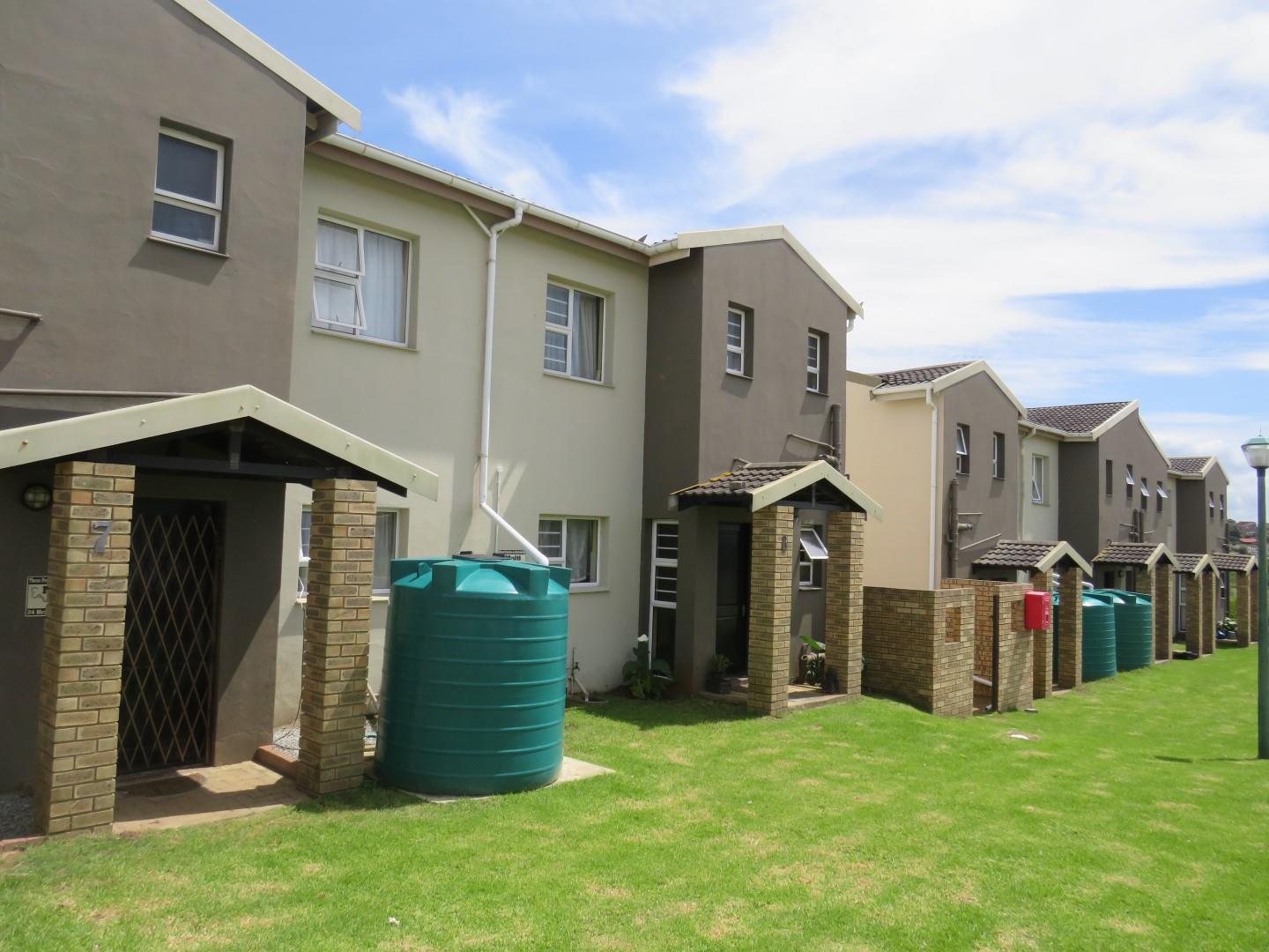 2 Bedroom Townhouse for sale in Emerald Heights 7 Emerald View P24