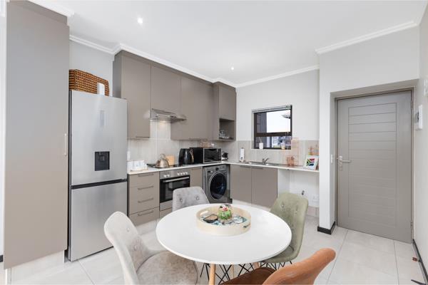 This stunning 2-bedroom apartment offers you an open plan lockup and go lifestyle with modern finishes. The apartment is tiled ...