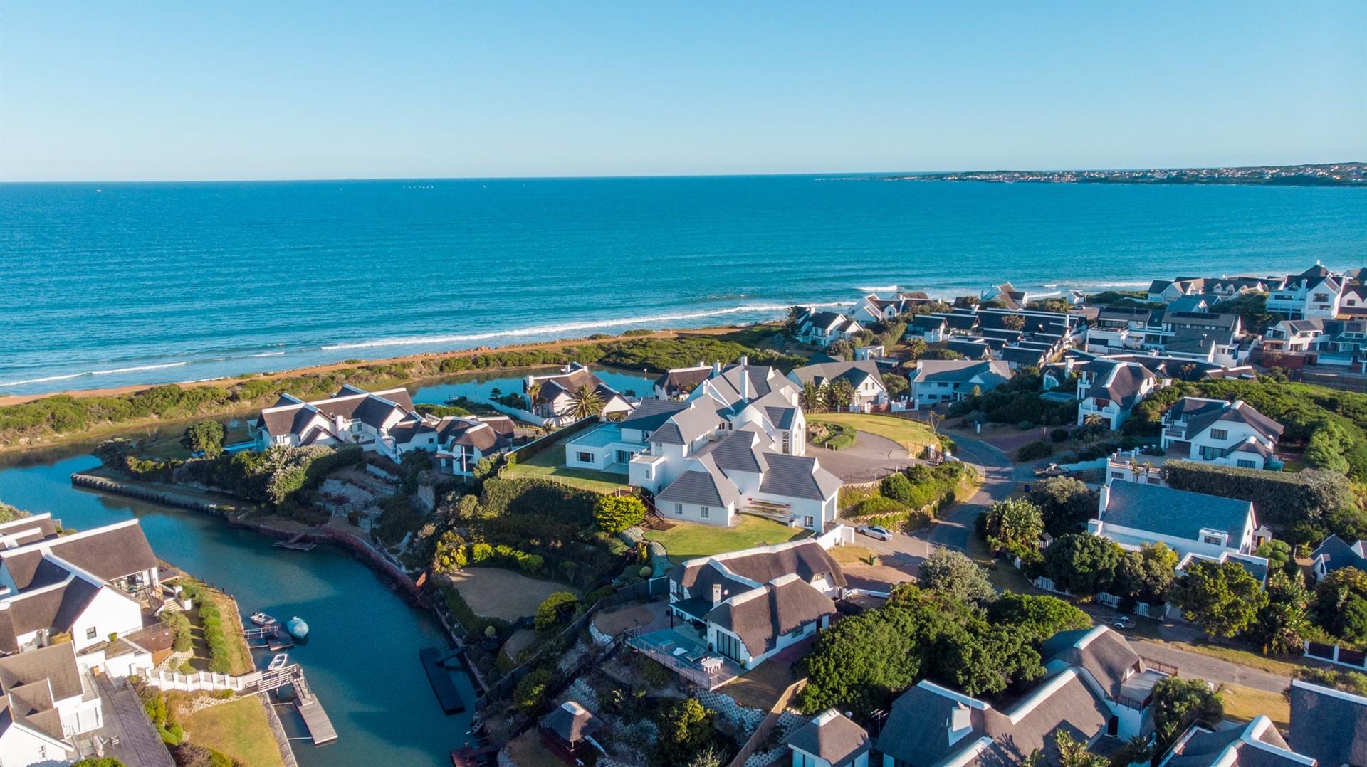 7 Bedroom House for sale in Canals 30 Praslin Reach P24112127991