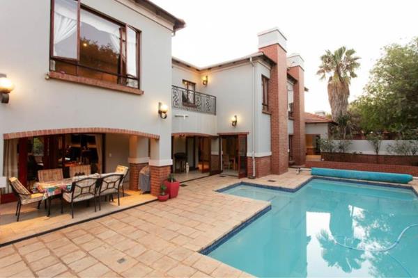 This modern family home for sale is situated in Zwavelpoort in Pretoria East. 
The home offers  a double volume entrance hall, four ...