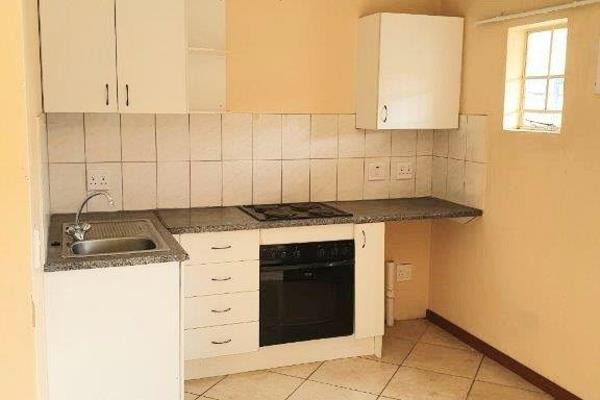 This 2 bedroom, 1 bathroom GROUNDFLOOR unit is available at a very good price. In a neat and perfect complex