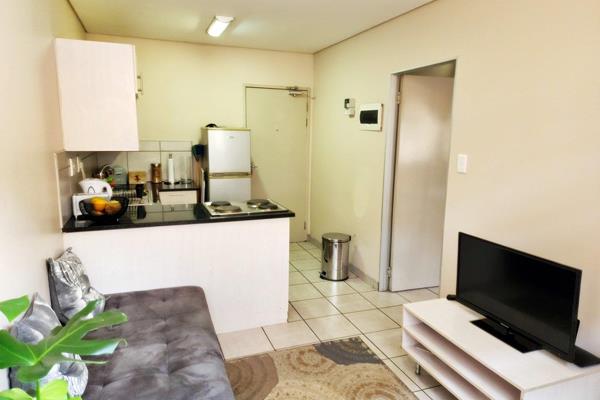 R300 more for added furniture. Park Corner is situated very close to the University of ...