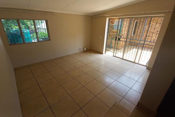 Garden cottage ideal for a student or young working professional

The unit has prepaid electricity, water and Wifi connection included ...