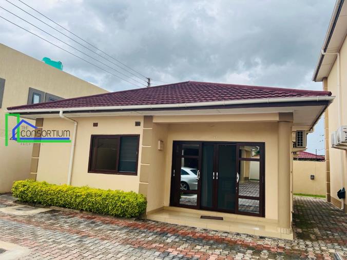 2 Bedroom House to Rent in Mass Media