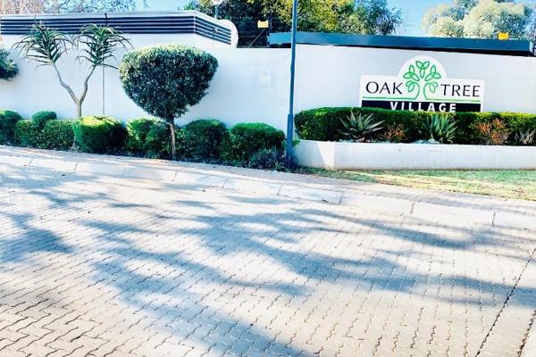 Newly built 2 bedroom apartments design for affordable modern living
Oaks Tree Village is in the heart of centurion
Upon arrival you ...