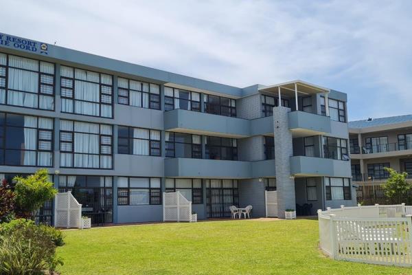 Apartment block right on the beach 


Don&#39;t miss out on such a fantastic opportunity to own a gorgeous resort with direct access to ...