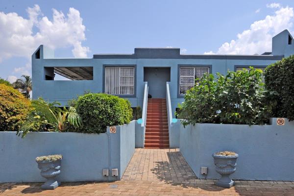 Super well located rental , ideal for professionals, tenant to pay water, electricity ...