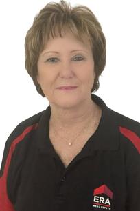 Agent profile for Rentia Van Lelyveld