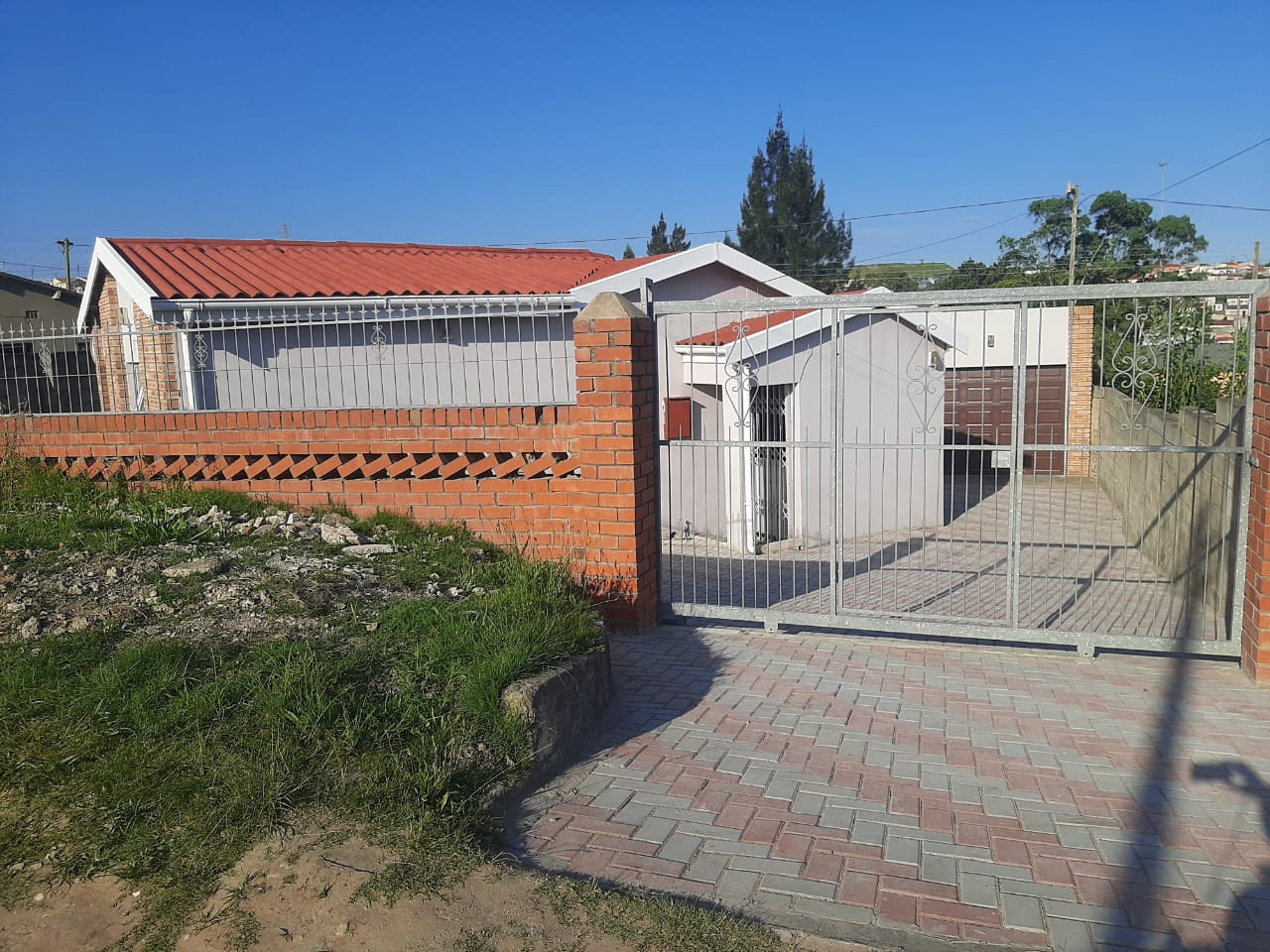 3-bedroom-house-for-sale-in-mdantsane-nu-9-p24-112175938