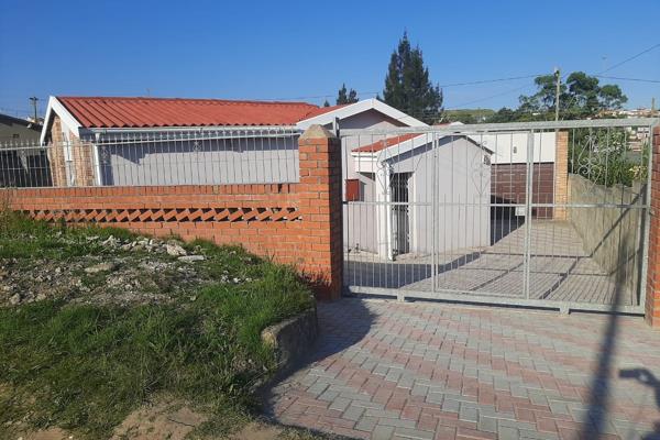 Introducing a beautiful, secure; 3 bedroom home with a garage to the market.
This property is situated in a prime area in Mdantsane ...