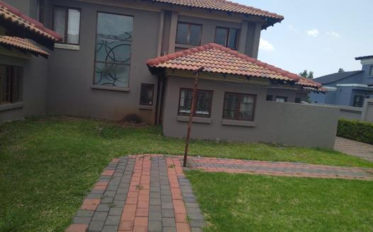 6 Bedroom House for sale in Magaliesberg Country Estate