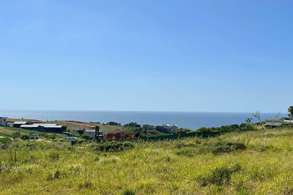 1400 m2 land with amazing seaviews in Zululami Estate with approved plans for a beautiful 486 m2 home ready to build.