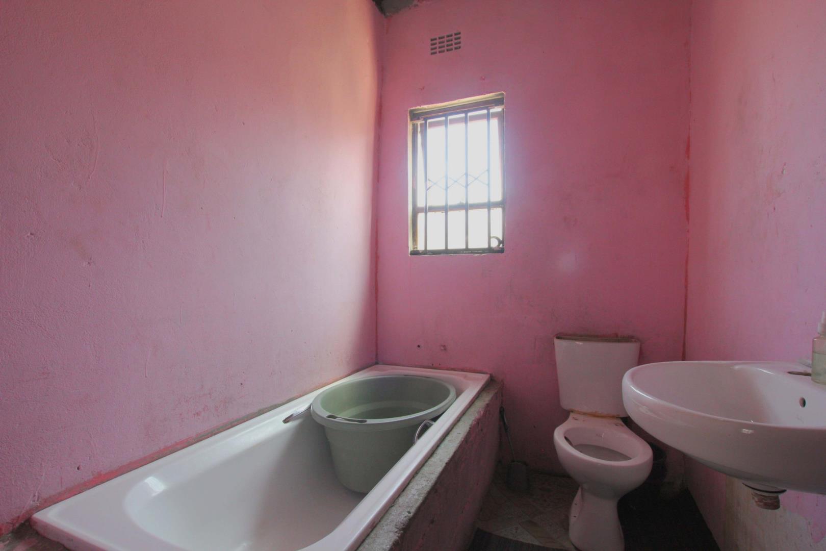 Photo of 3 Bedroom House for sale in Umrhabulo Triangle