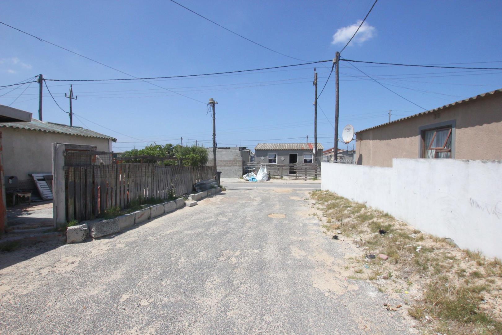 3 Bedroom House for sale in Umrhabulo Triangle