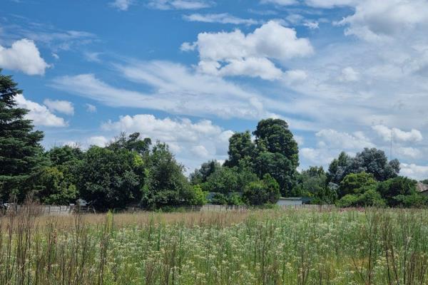 Prime location!!!Vacant land approved for 179 residential units.Close to schools and all amenities and Ebotse. Plenty new developments ...