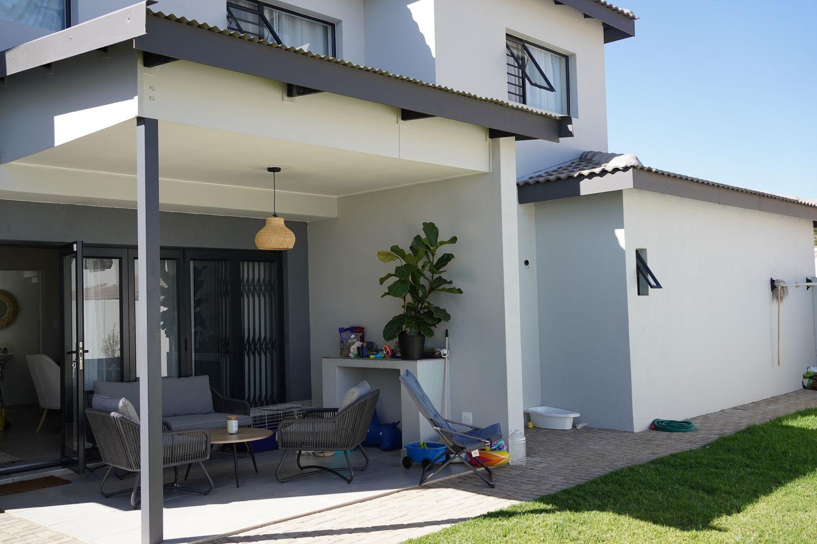 3 Bedroom Townhouse for sale in Little Falls P24112200687