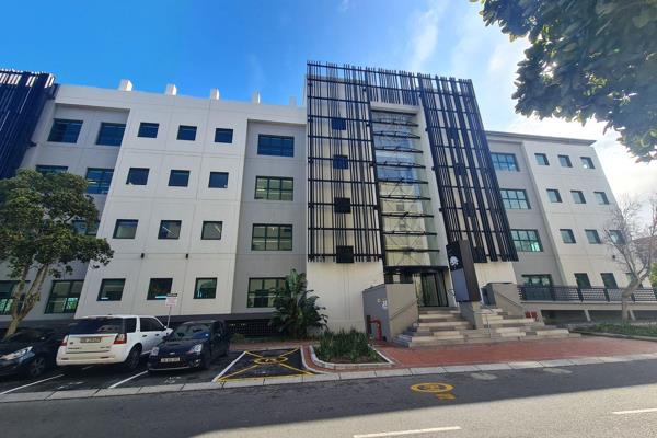 136 m&#178; Office to rents at Park One in Century City. Ground floor offices, fitted ...